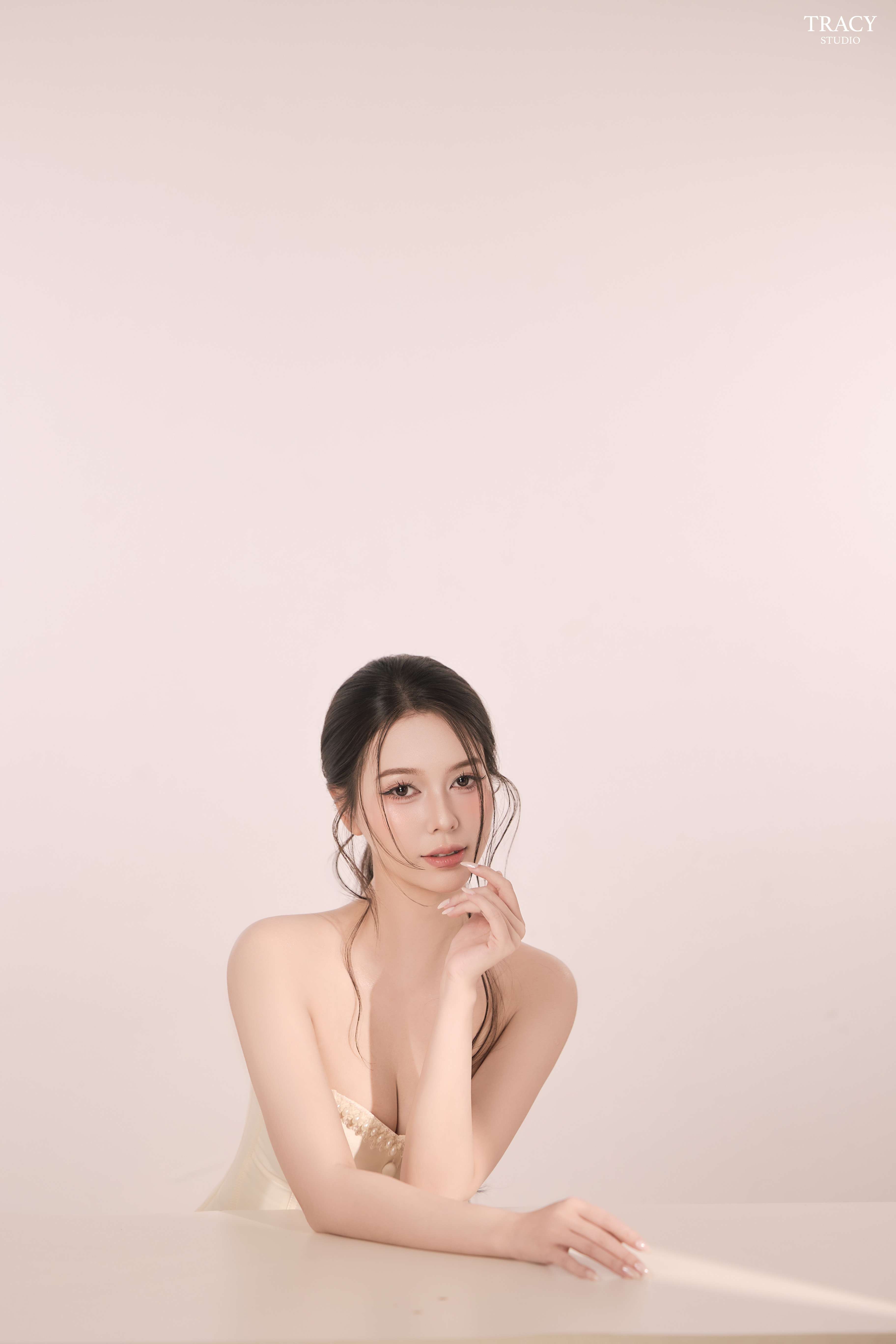 frontend/img/gallery/anh-beauty/tracy-studio-chup-concept-beauty-nhat-ha (2).jpg